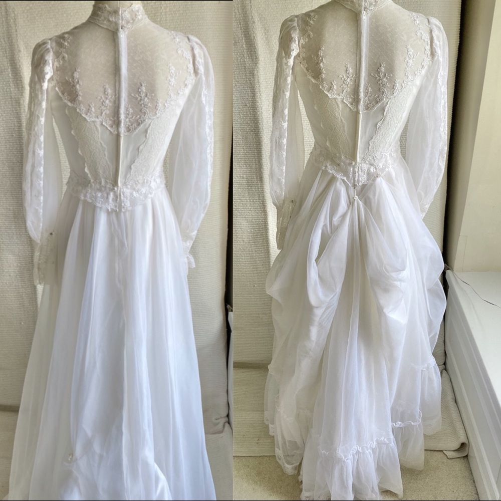 Vintage 70s 2/4 Boho Prairie Lace Wedding Dress - Picture 4 of 8